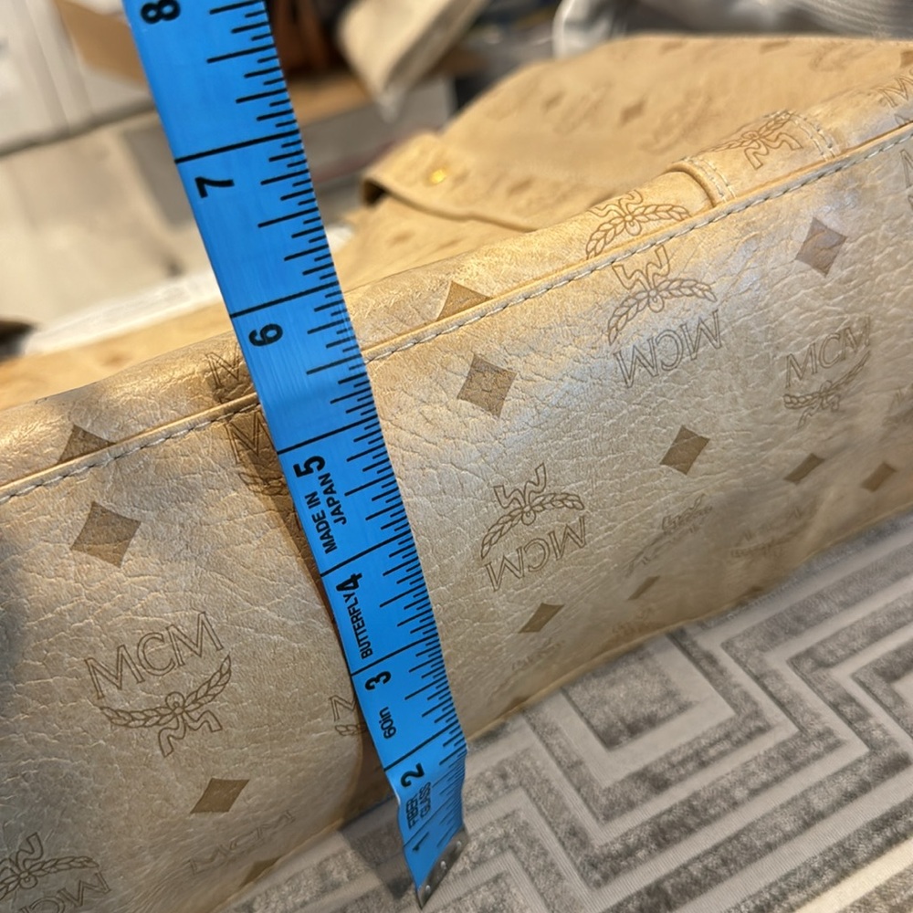 MCM Pre loved in great condition shoulder/ Crossbody Bag with top zipper. - Picture 14 of 17